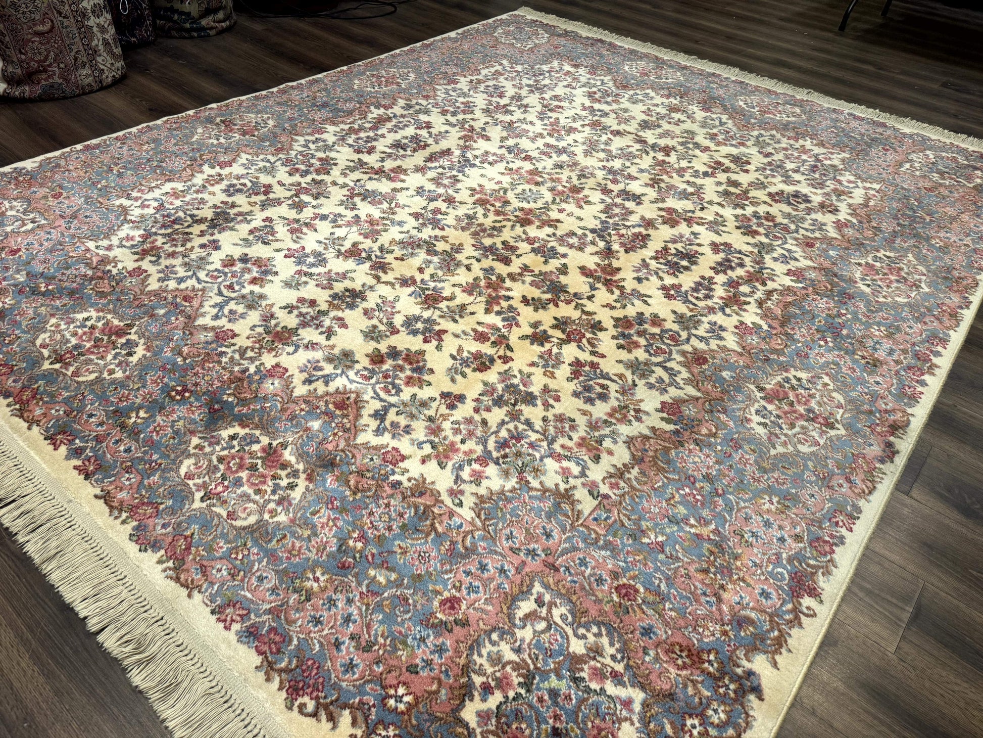 8.8 x 10.6 Karastan Kirman Rug #788, Wool Vintage Discontinued Floral Carpet - Nuvé
