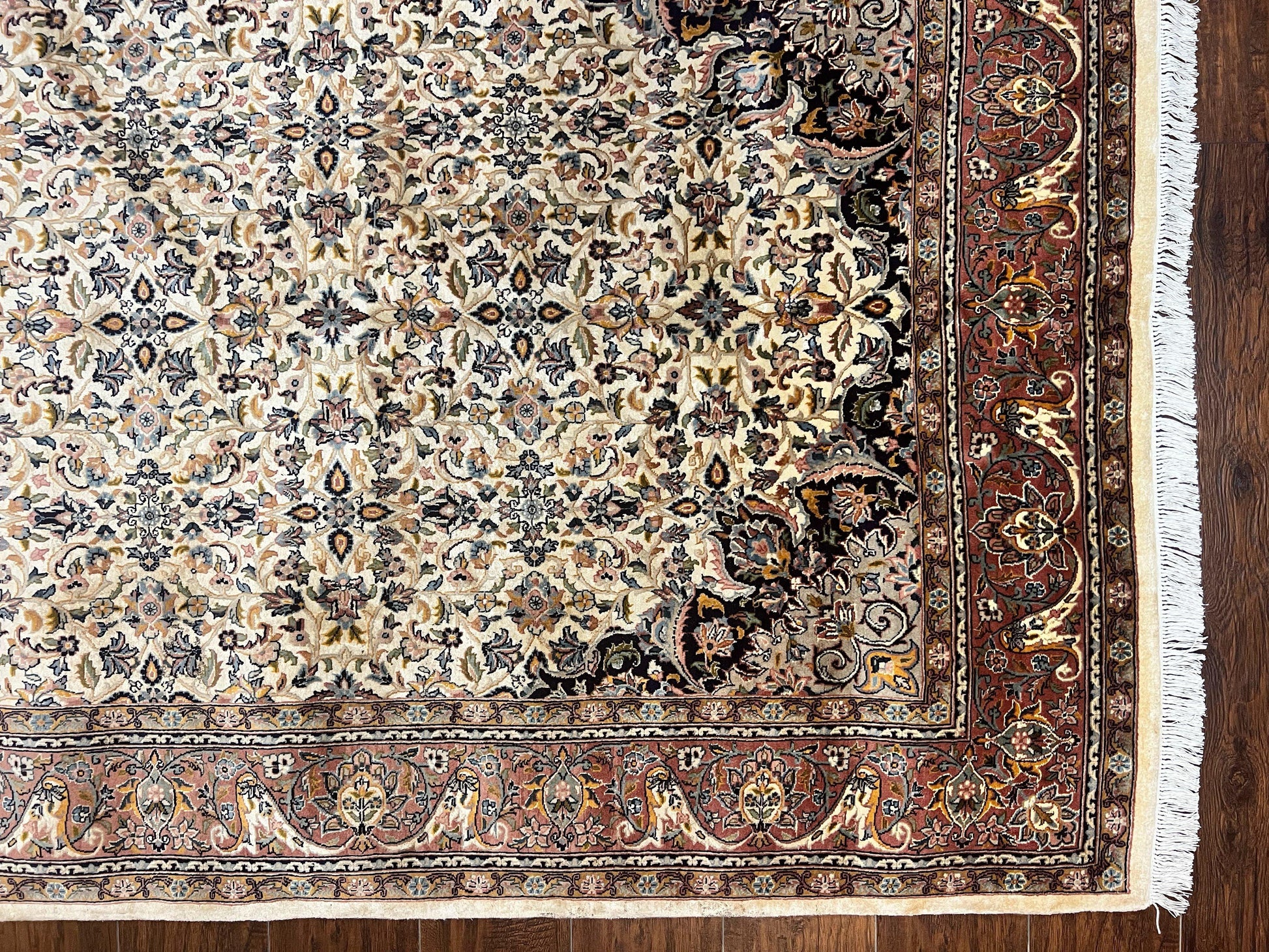 Pak Persian Rug 5x8, Handmade Wool Oriental Carpet, Vintage Rug, Floral Allover, Very Fine 320 KPSI - Nuvé