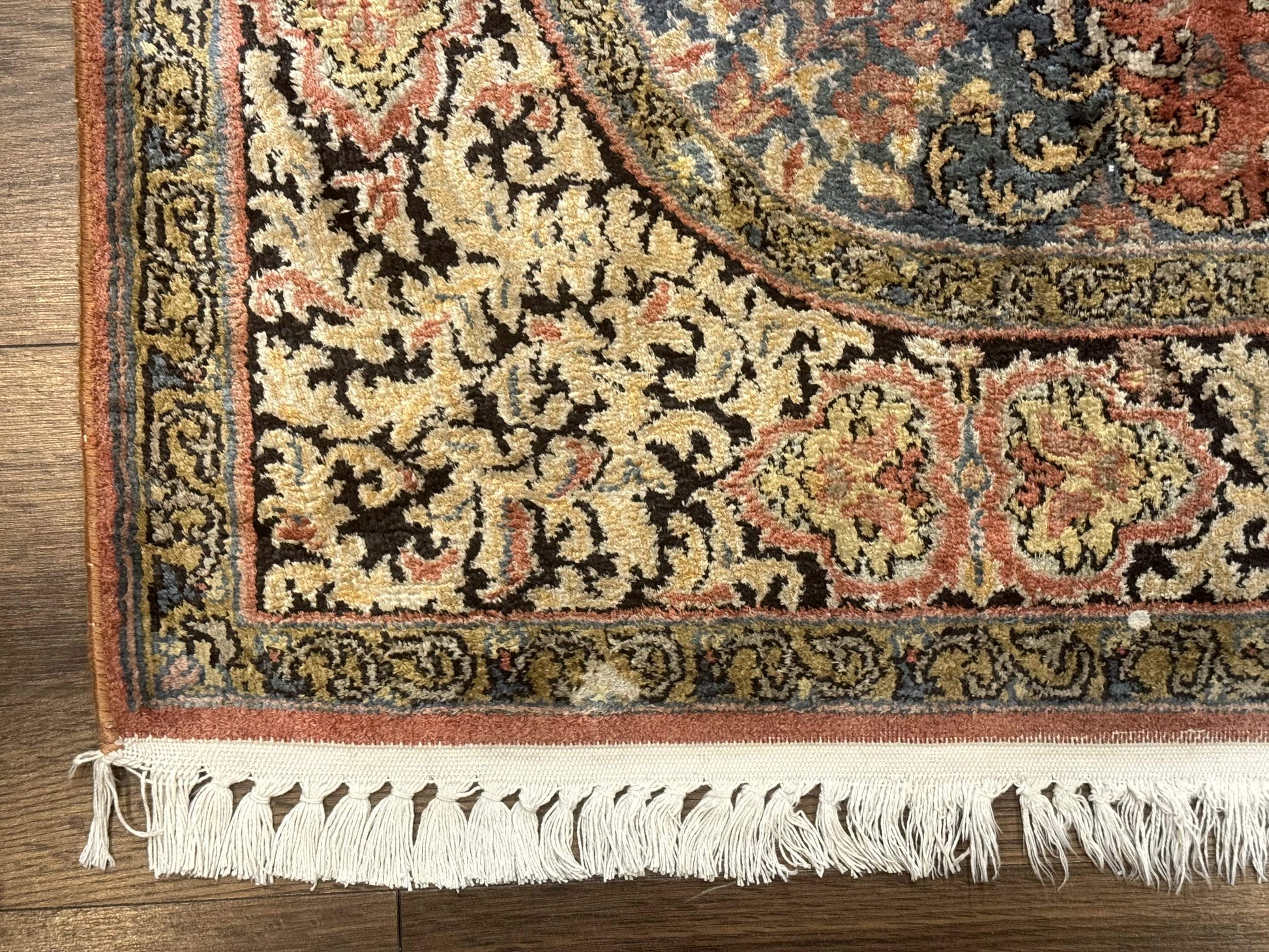 Indian Kashmiri Silk Rug 3x5, Fine 260 KPSI, Hand Knotted - Nuvé