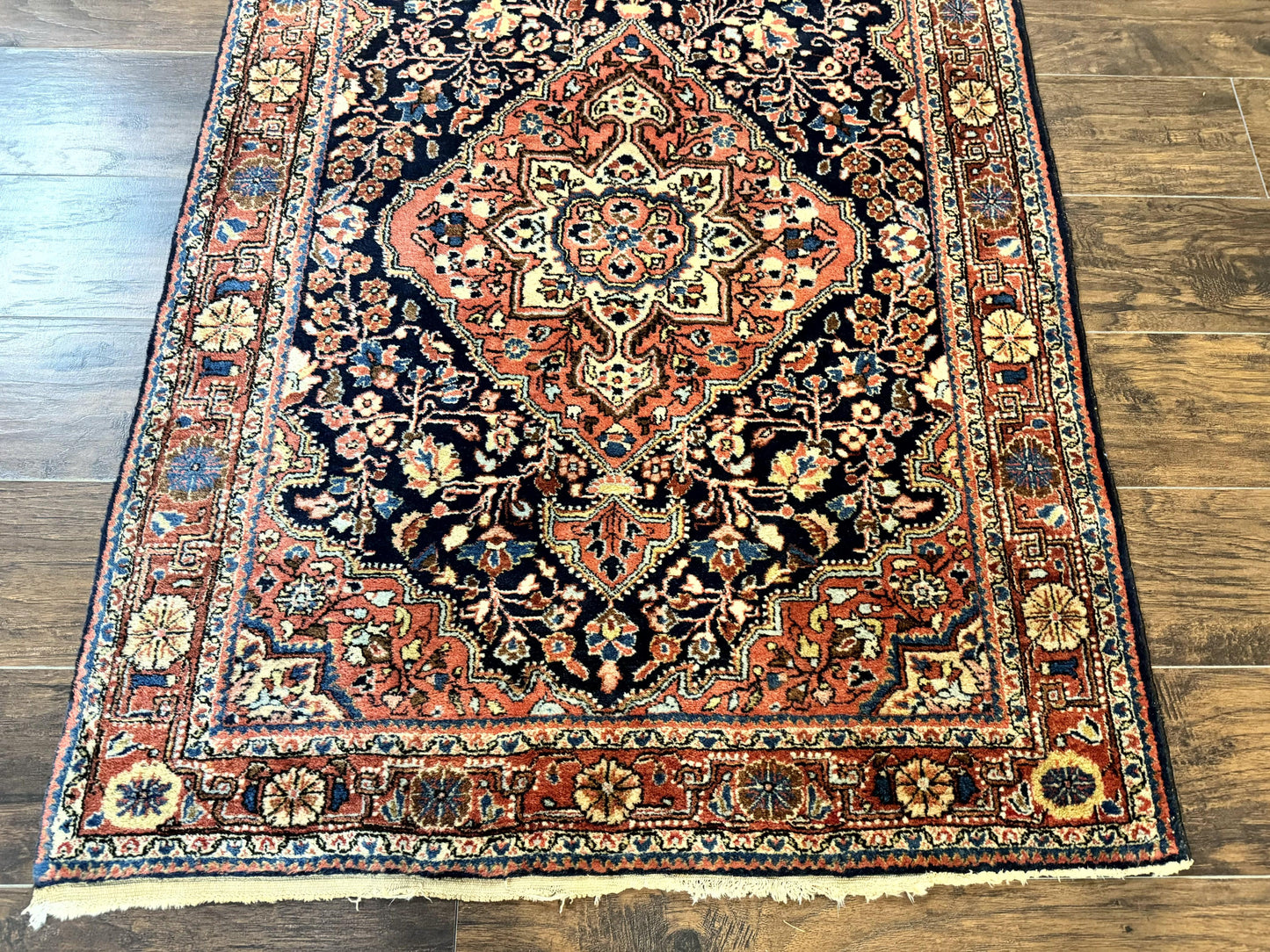Persian Sarouk Rug 3.6 x 5, Medallion Rug, Red and Midnight Blue, Handmade Semi Antique Vintage Wool Carpet - Nuvé