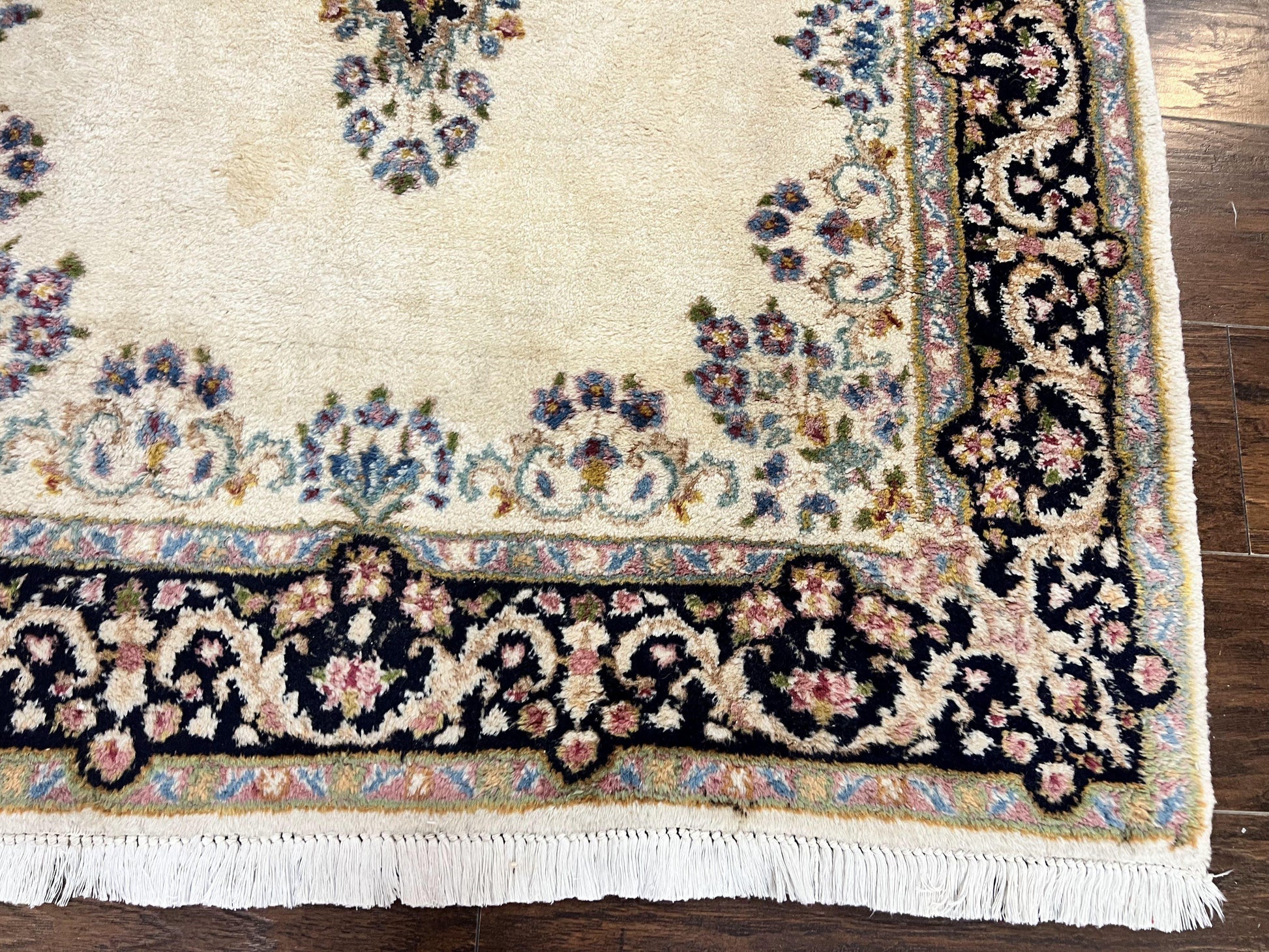 Persian Kirman Rug 4x7, Wool Hand Knotted Antique Carpet, Beige, Semi Open Field Medallion Rug, Traditional Handmade Oriental Rug - Nuvé
