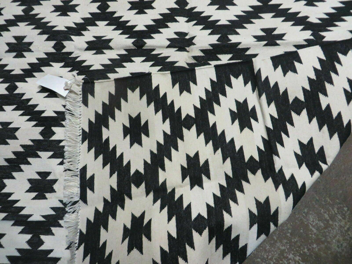 4' X 6' Hand Woven Wool Rug Contemporary Kilim Dhurrie Modern Oriental Area Rug - Nuvé
