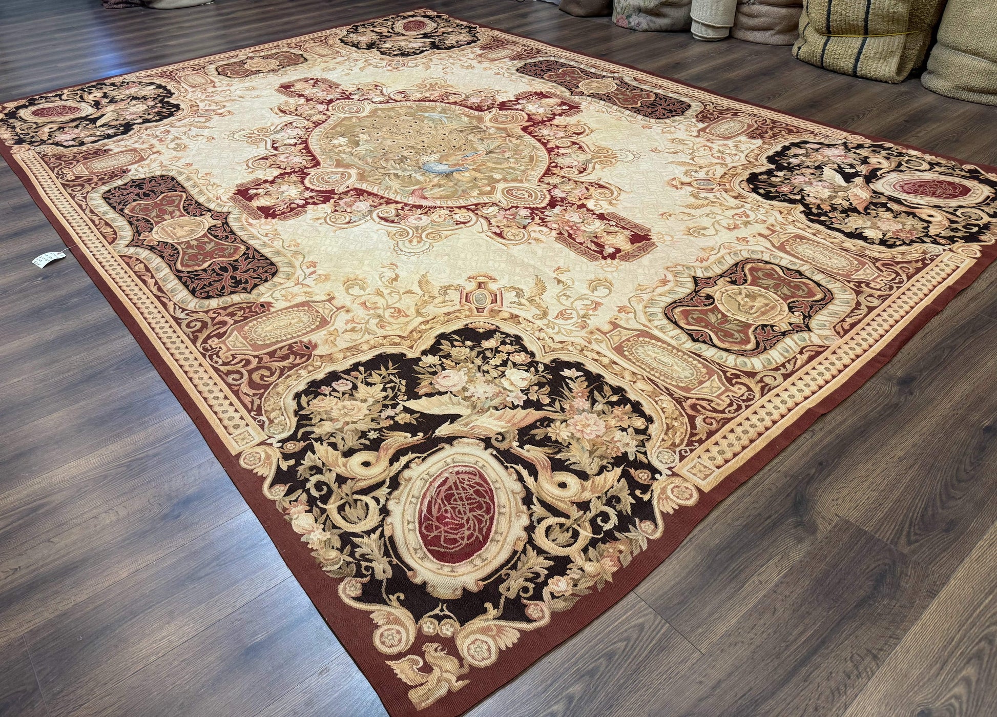 French Aubusson Rug 9x12 - European Design Flatweave Carpet - Nuvé