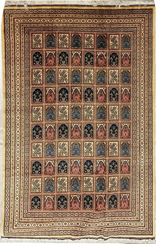 Afghani  I Bakhtiari 7x10 Area Rug - Nuvé