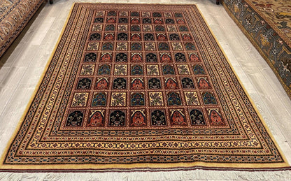 Afghani  I Bakhtiari 7x10 Area Rug - Nuvé