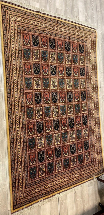 Afghani  I Bakhtiari 7x10 Area Rug - Nuvé
