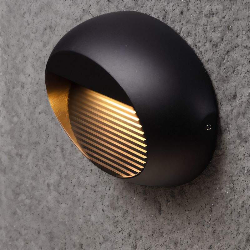 Amor Outdoor Step Lamp - Nuvé