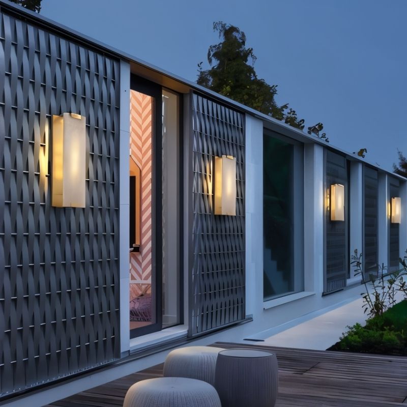 Amrad Alabaster Wall Lamp - Nuvé