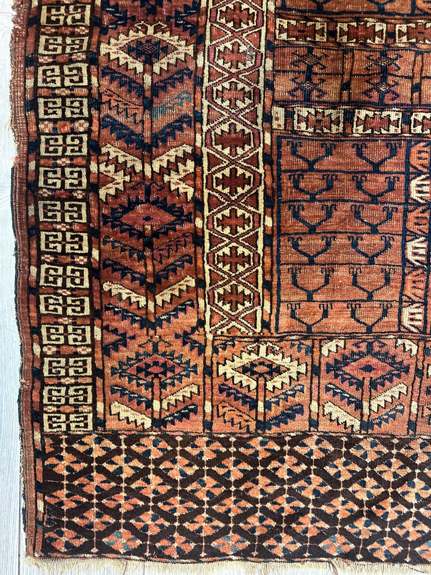 Antique 1880s Turkoman Tekke Ensi Tent Door Covering Rug 4’ x4’8” - Nuvé