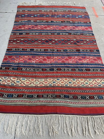 Antique Caucasian Shahsavan Soumak Rug 4’9” x 7’4” - Nuvé