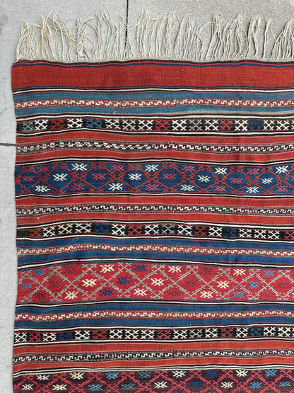 Antique Caucasian Shahsavan Soumak Rug 4’9” x 7’4” - Nuvé