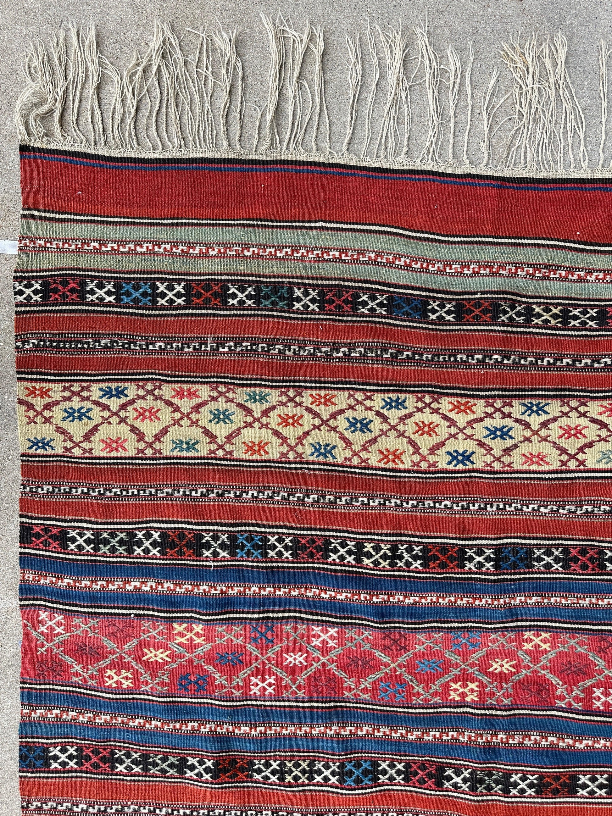 Antique Caucasian Shahsavan Soumak Rug 4’9” x 7’4” - Nuvé