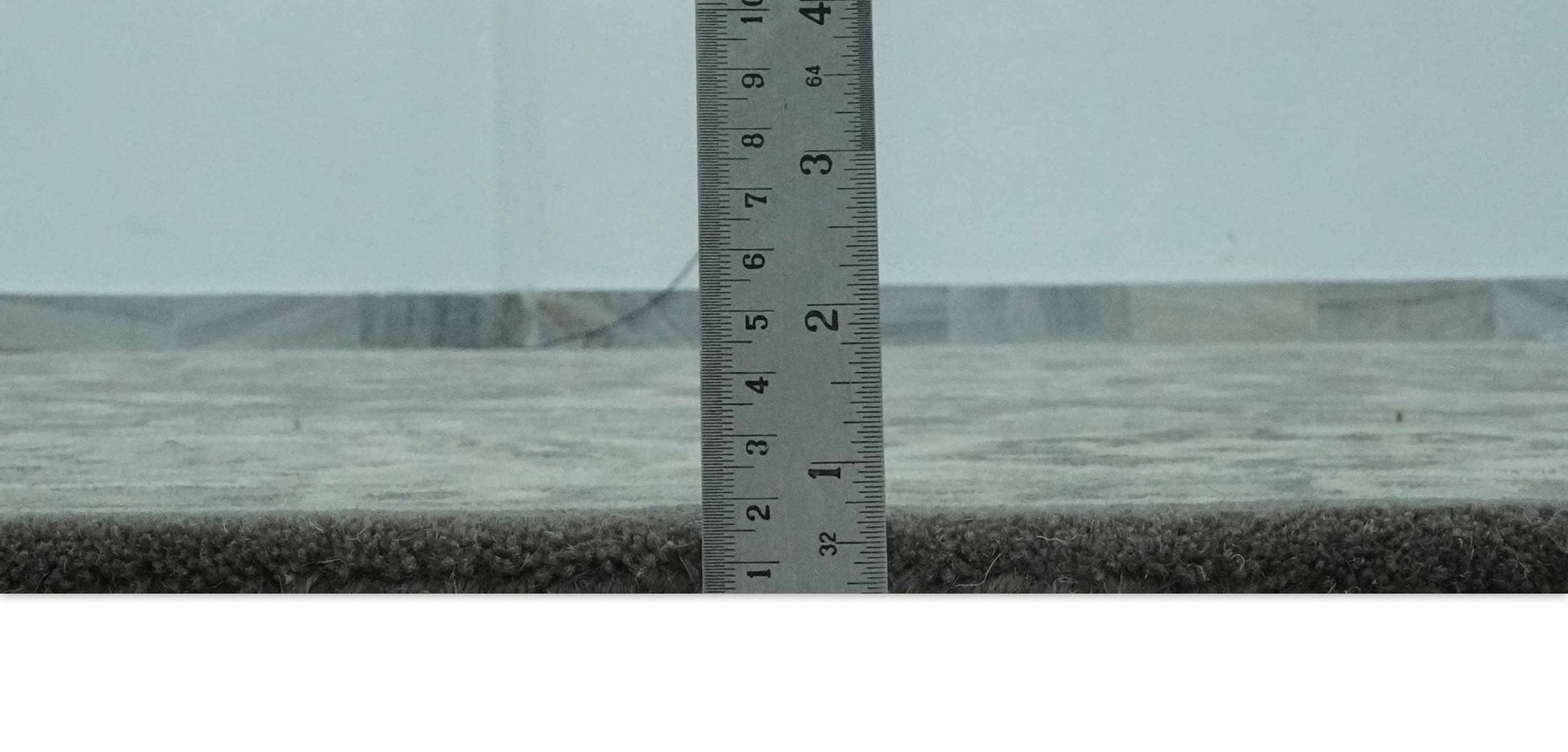 Antique Design 8x10 Charcoal and Beige Traditional Floral Hand Tufted rug - Nuvé