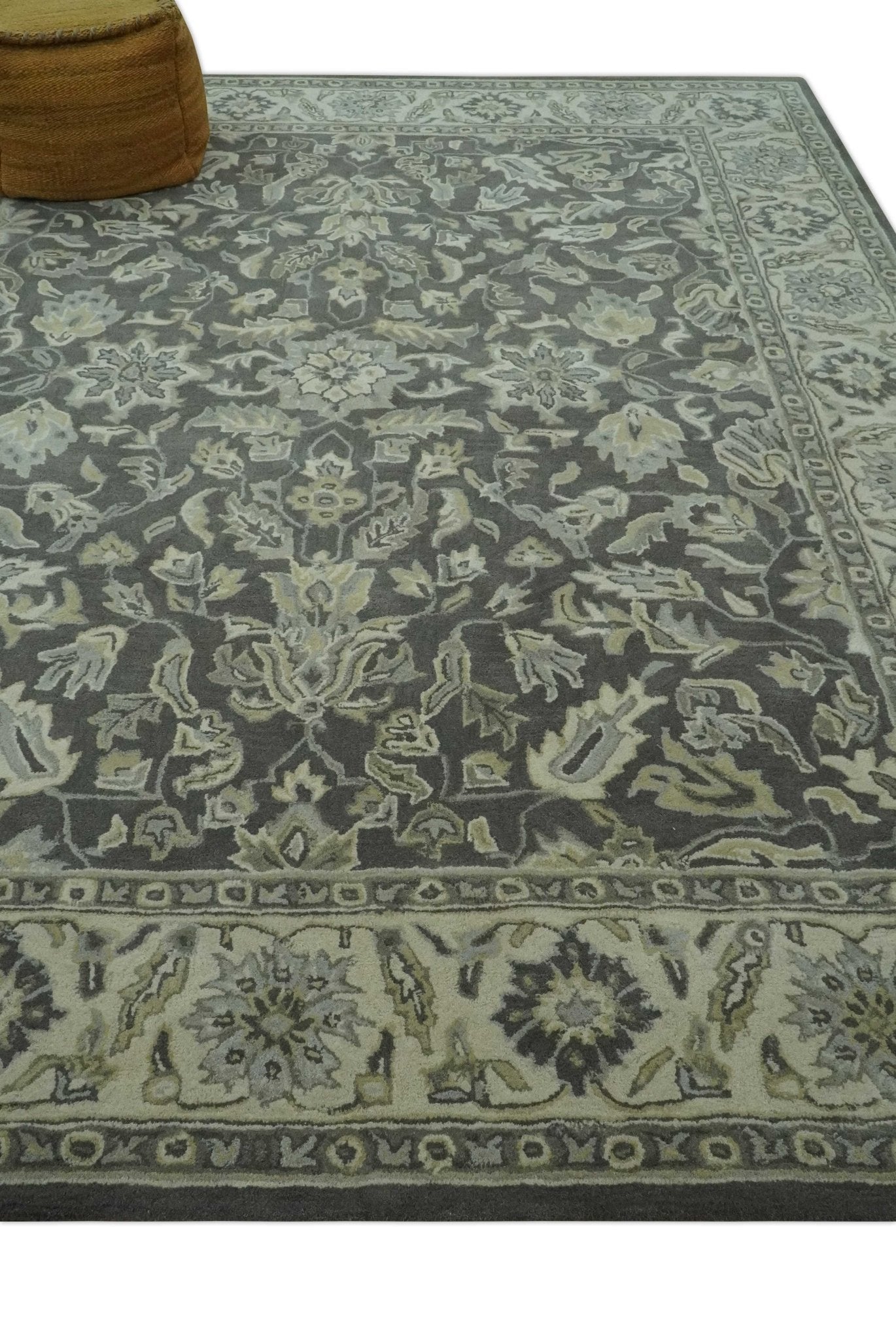 Antique Design 8x10 Charcoal and Beige Traditional Floral Hand Tufted rug - Nuvé