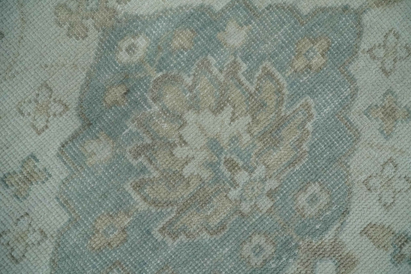 Antique Design Medallion Earthy Ivory and Camel 8x10 wool Area Rug - Nuvé