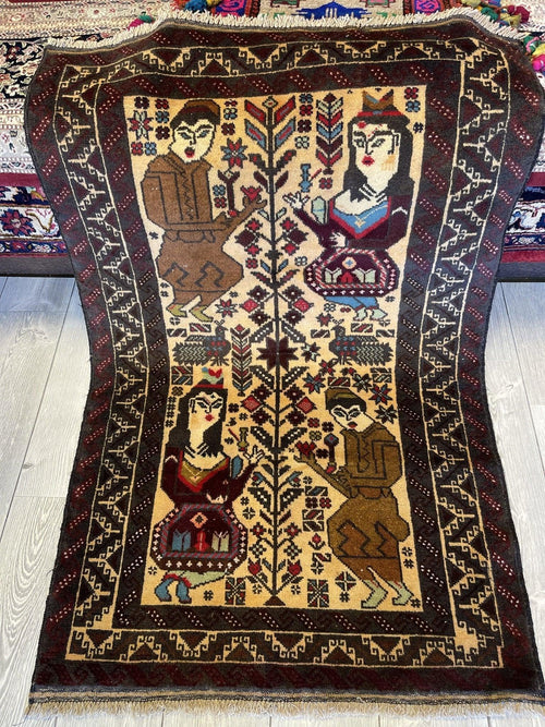 Antique Tribal Afghani Baluchi Laili Majnun Pictorial Rug 4.5x2.10 Ft - Nuvé