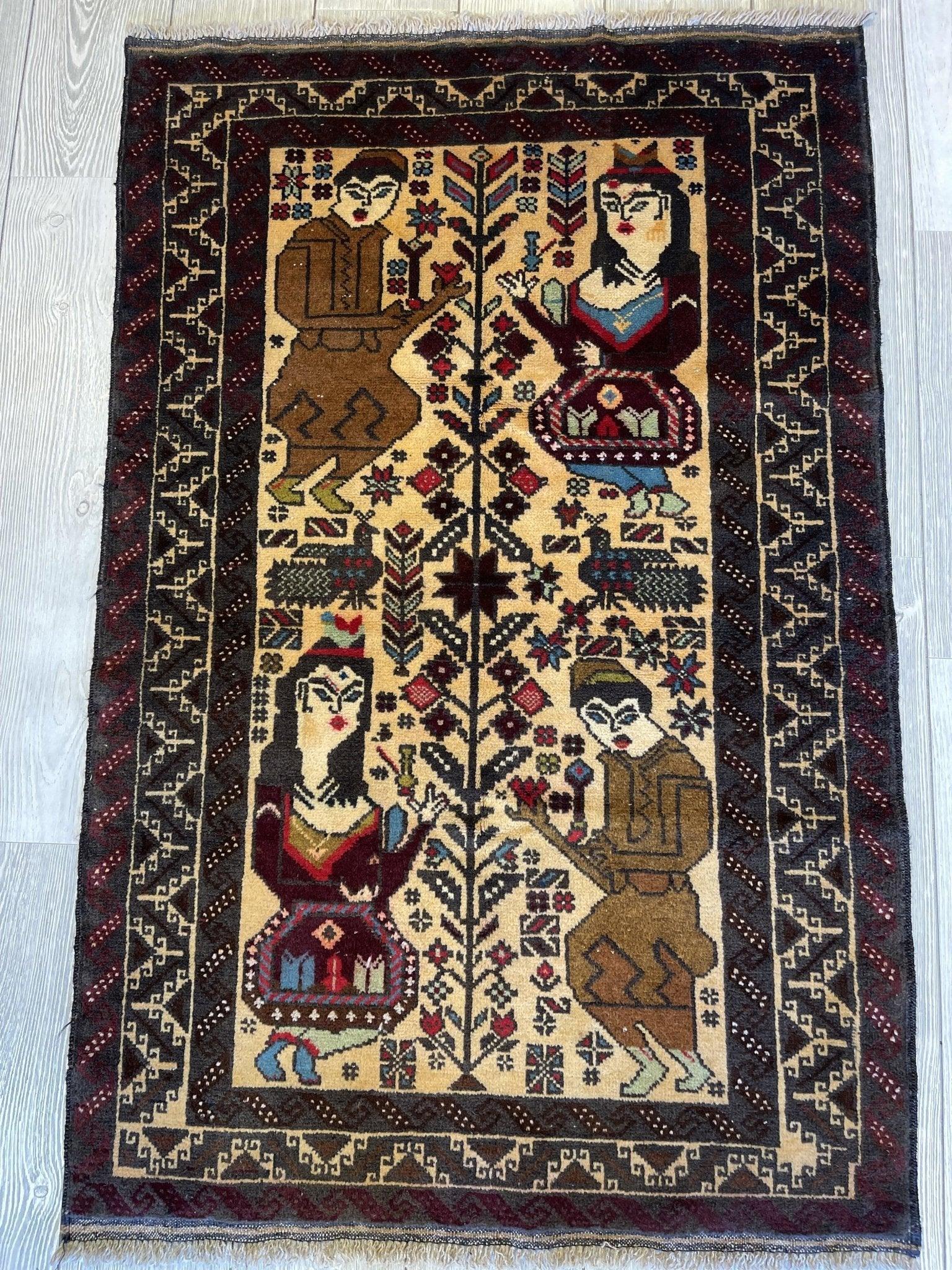 Antique Tribal Afghani Baluchi Laili Majnun Pictorial Rug 4.5x2.10 Ft - Nuvé