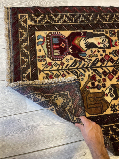 Antique Tribal Afghani Baluchi Laili Majnun Pictorial Rug 4.5x2.10 Ft - Nuvé