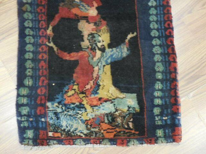 ANTIQUE UNIQUE PICTORAL OMARKHAYYAM RUG 1.5x1.8 Ft - Nuvé