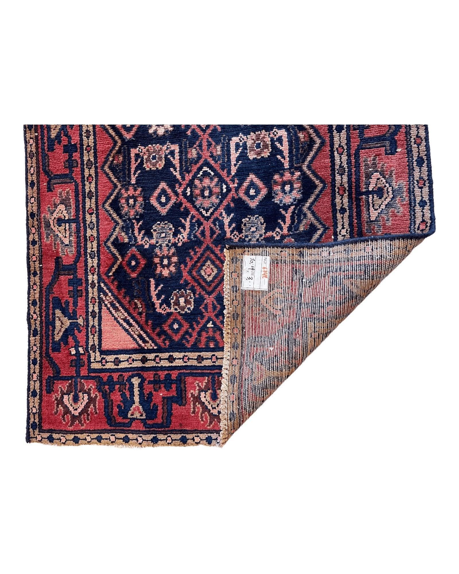 Antique Vegetable Dye Malayer Persian Runner Rug 3x10’4” - Nuvé