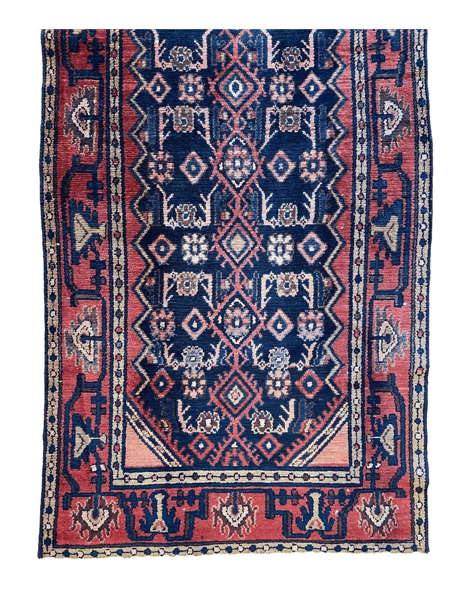 Antique Vegetable Dye Malayer Persian Runner Rug 3x10’4” - Nuvé