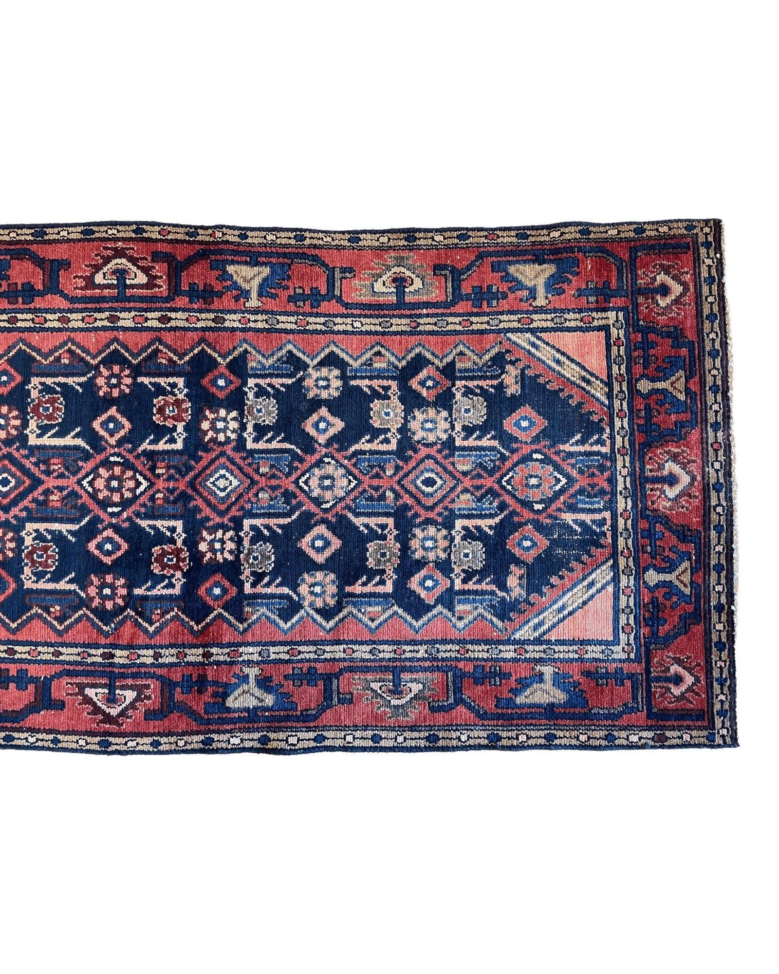Antique Vegetable Dye Malayer Persian Runner Rug 3x10’4” - Nuvé