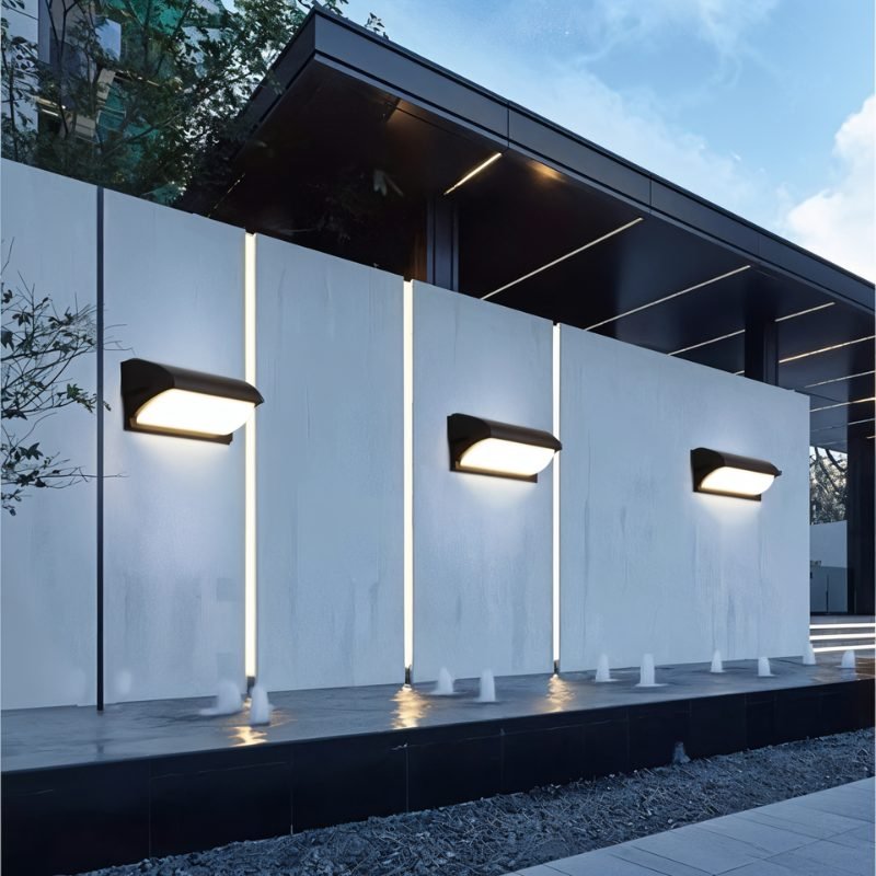 Aster Outdoor Wall Lamp - Nuvé