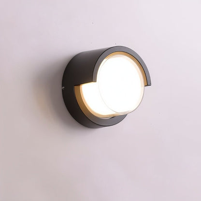 Aster Outdoor Wall Lamp - Nuvé