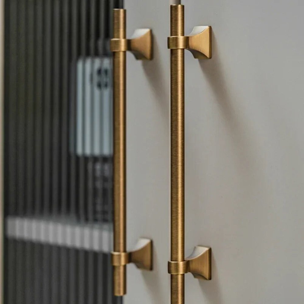 Atiq Brass Knob & Pull Bar - Nuvé