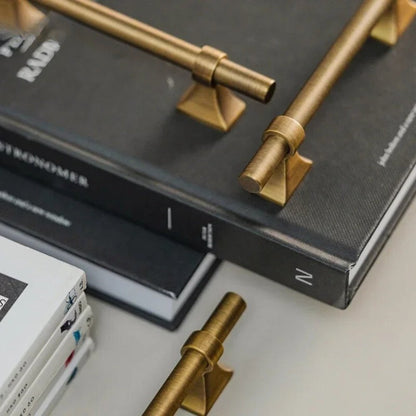 Atiq Brass Knob & Pull Bar - Nuvé