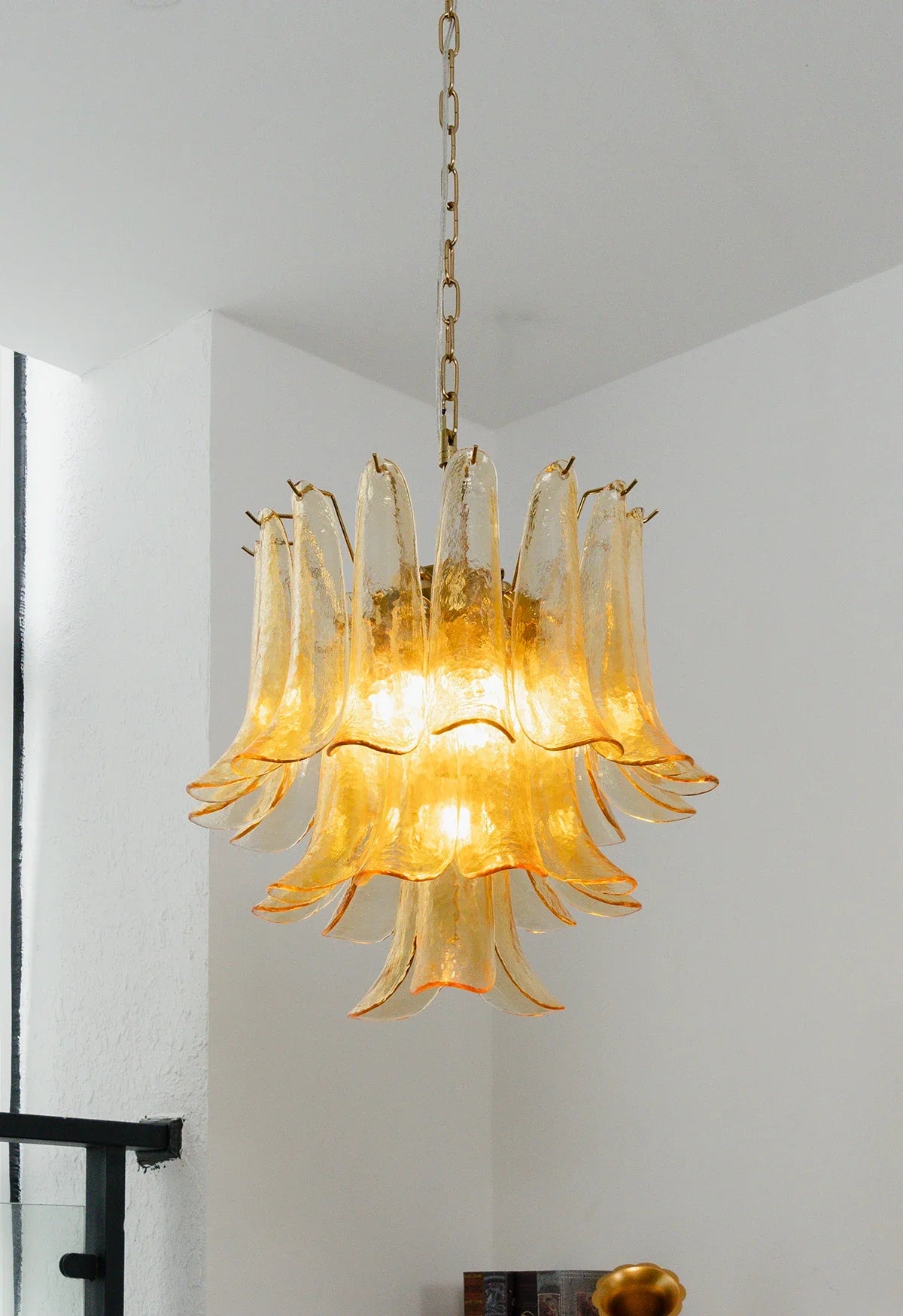 Auriane Pebbled Champagne Glass Chandelier