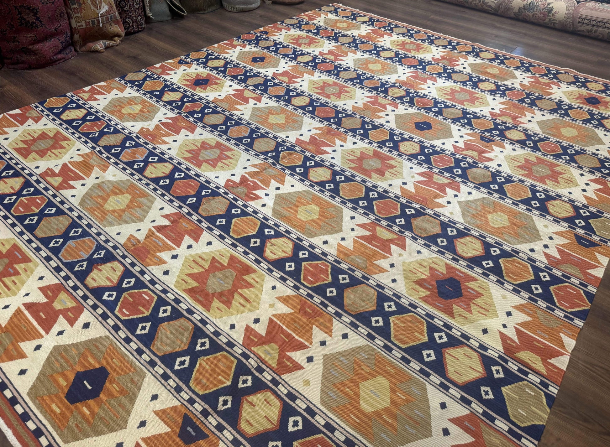 Turkish Kilim Rug 8x11, Handmade, Wool, Nourison Rug - Nuvé