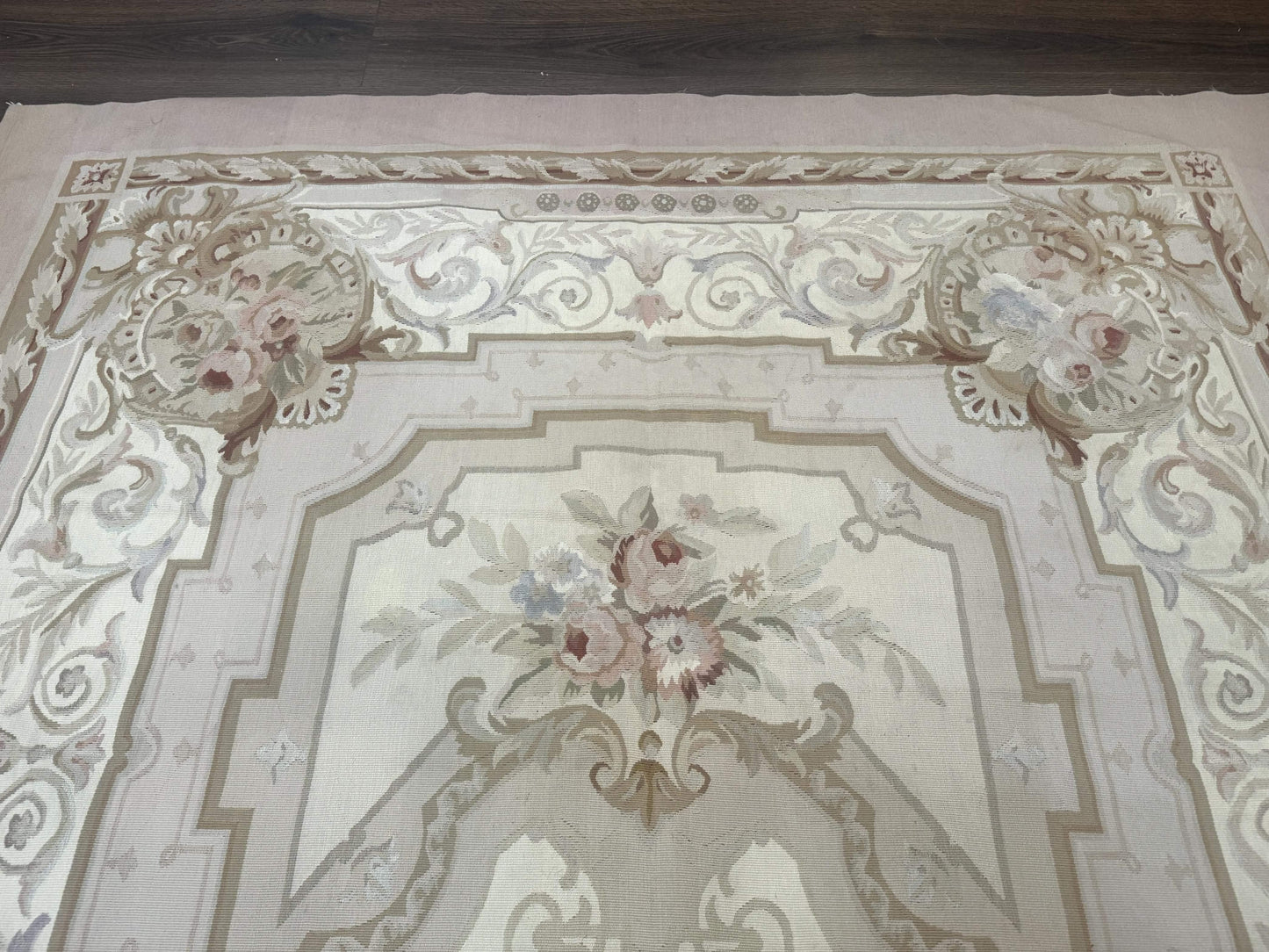 Aubusson Rug 6x9, Elegant, Flatweave, French European Design - Nuvé