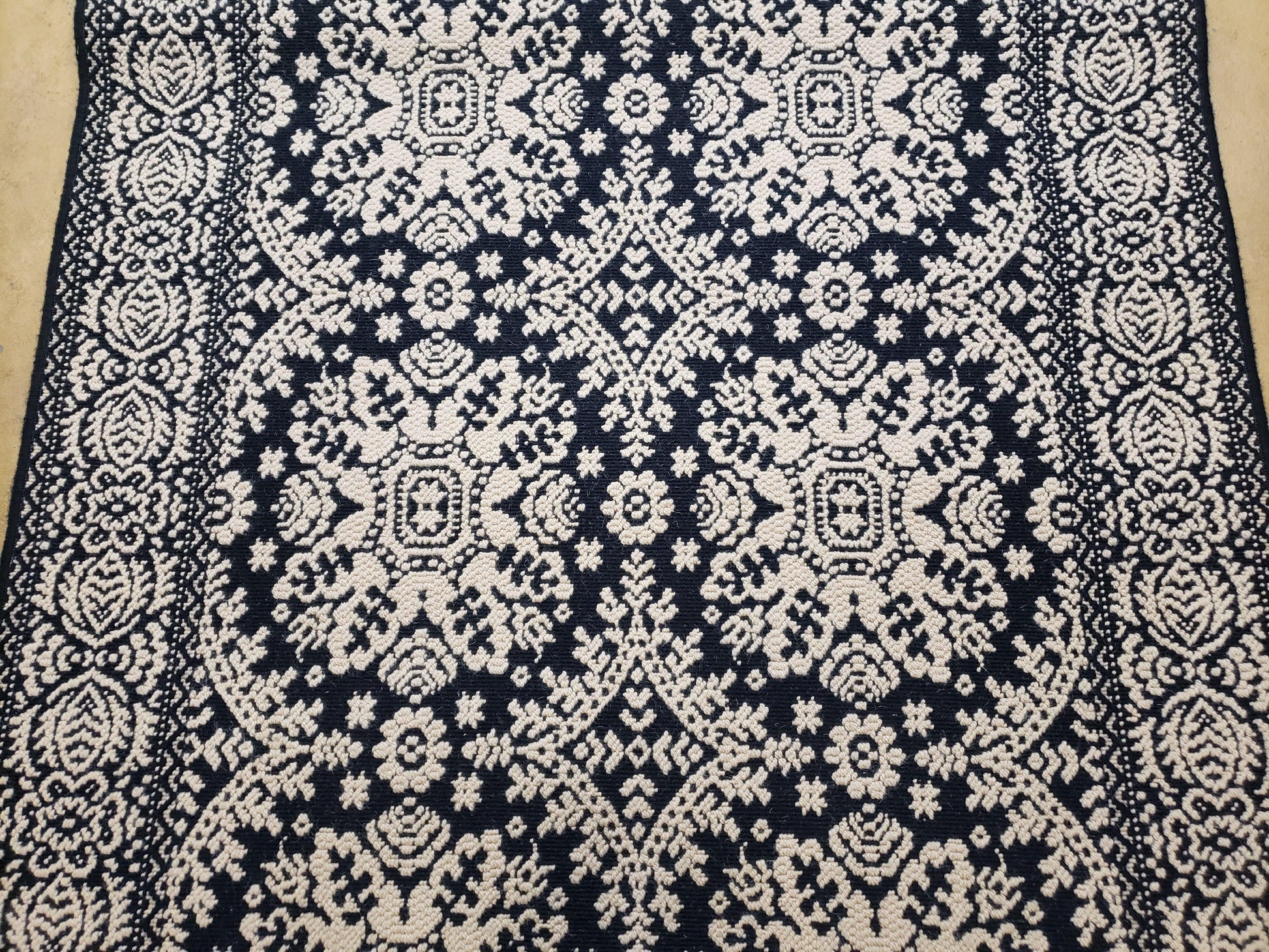 4x6 Power-Loomed Rug Dark Navy Blue & Ivory Oriental Carpet Nice - Nuvé
