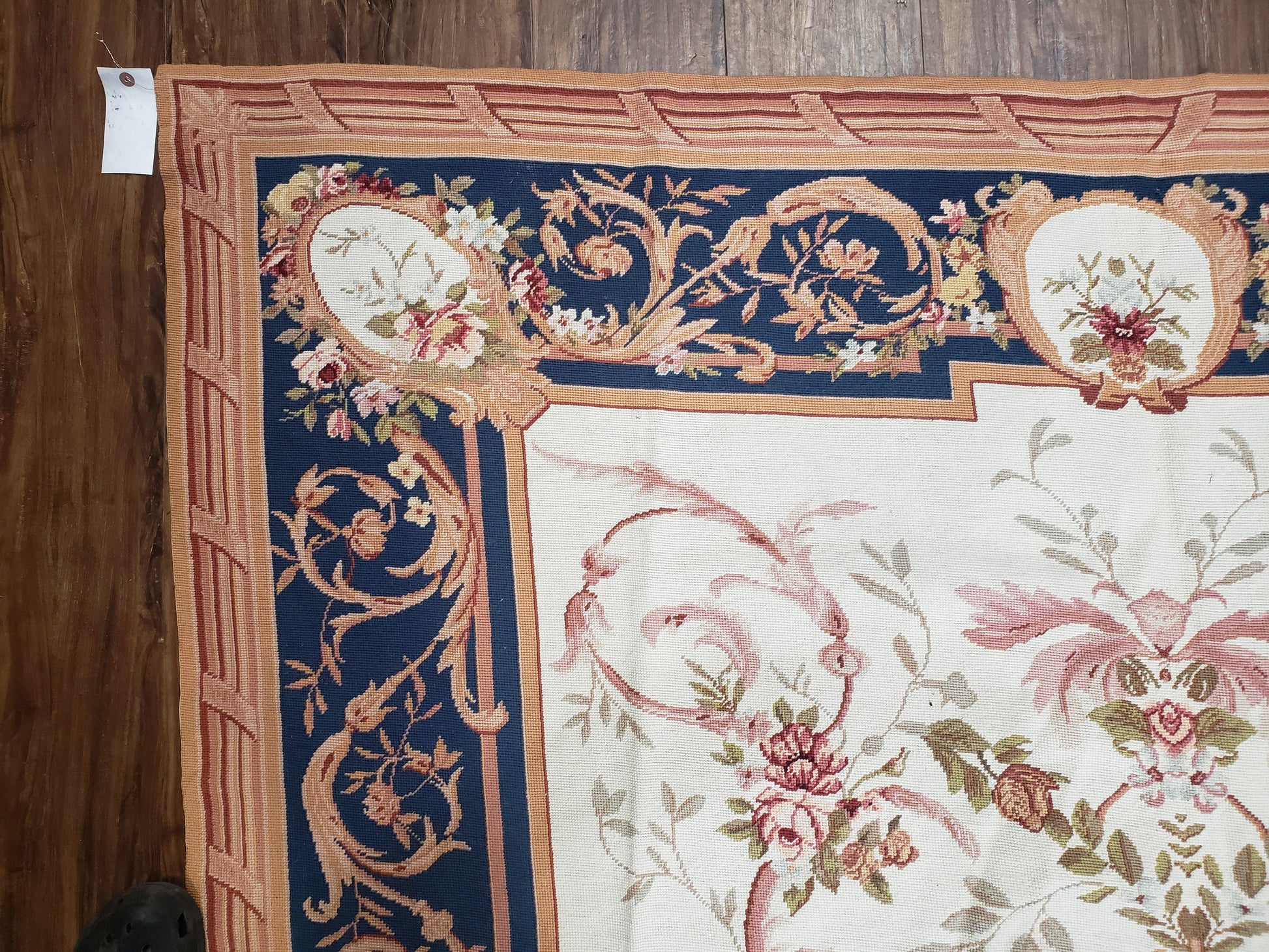 Chinese Aubusson Savonnerie Area Rug 6x8, Vintage Hand-Woven Needlepoint Rug, Flat Weave Handmade Wool Carpet Living Room Ivory & Navy Blue - Nuvé