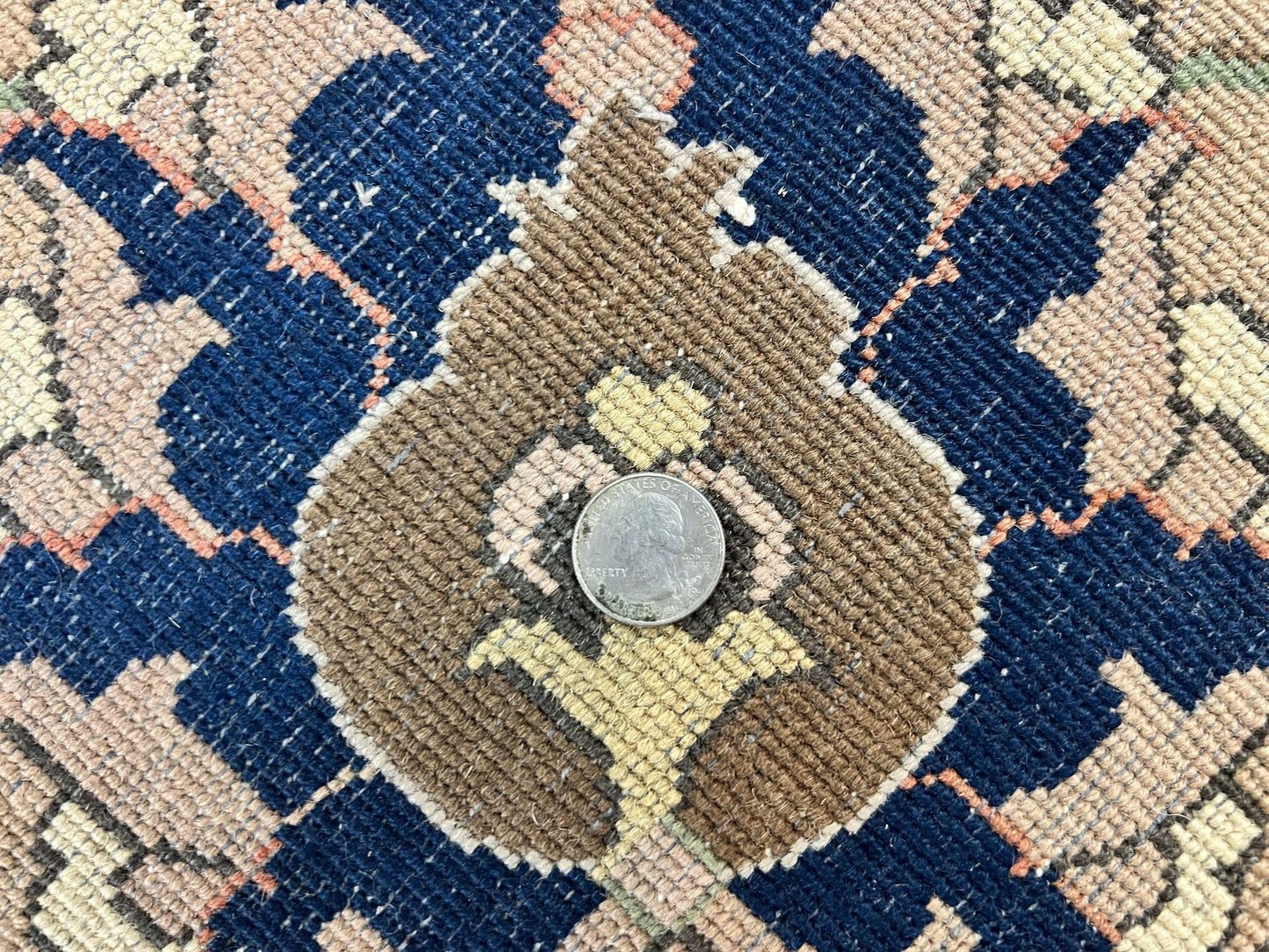 Indian Agra Rug 8x10, Wool Vintage Handmade Carpet, Gray Brown - Nuvé