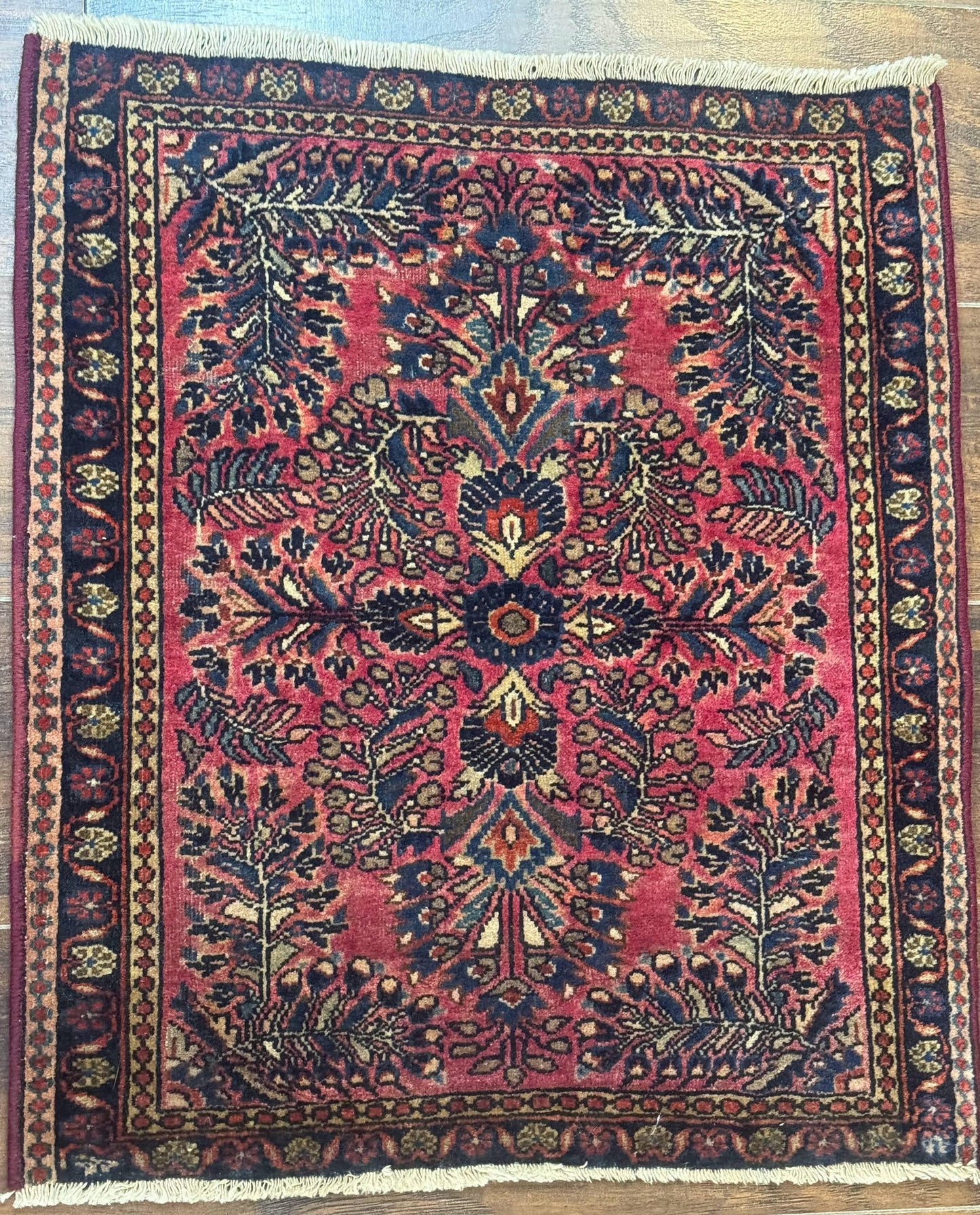 Small Antique Persian Sarouk Rug 2x2 ft, Red 1920s Wool Rug - Nuvé