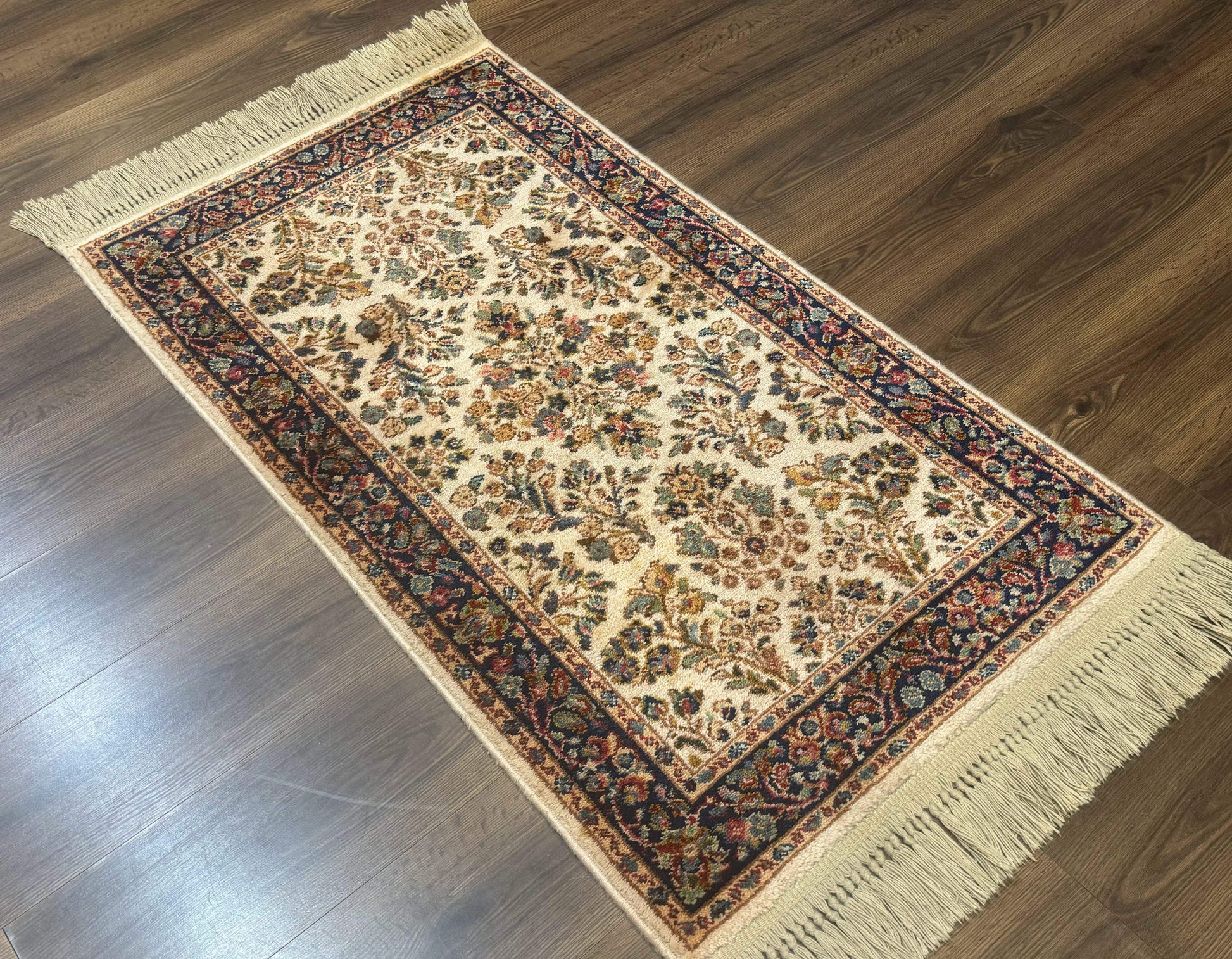 Karastan Rug 2x4, Ivory Sarouk #760, Vintage Wool Small Karastan Carpet, Original 700 Series, Discontinued - Nuvé