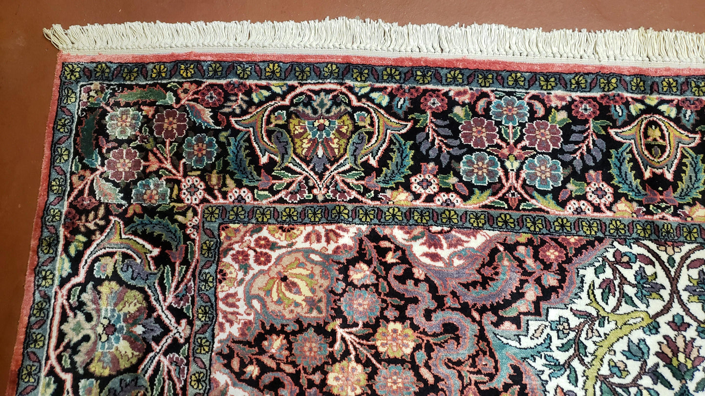 Indian Kashmiri Silk Rug 6x10, Ivory, Floral Medallion - Nuvé