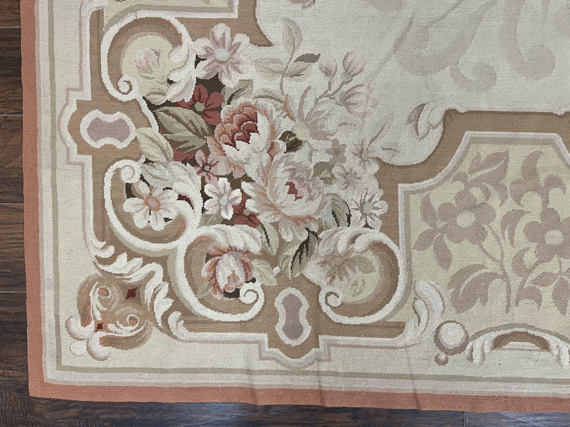 10x14 Aubusson Rug, Wool Handmade Vintage Carpet, French European Design, Elegant - Nuvé