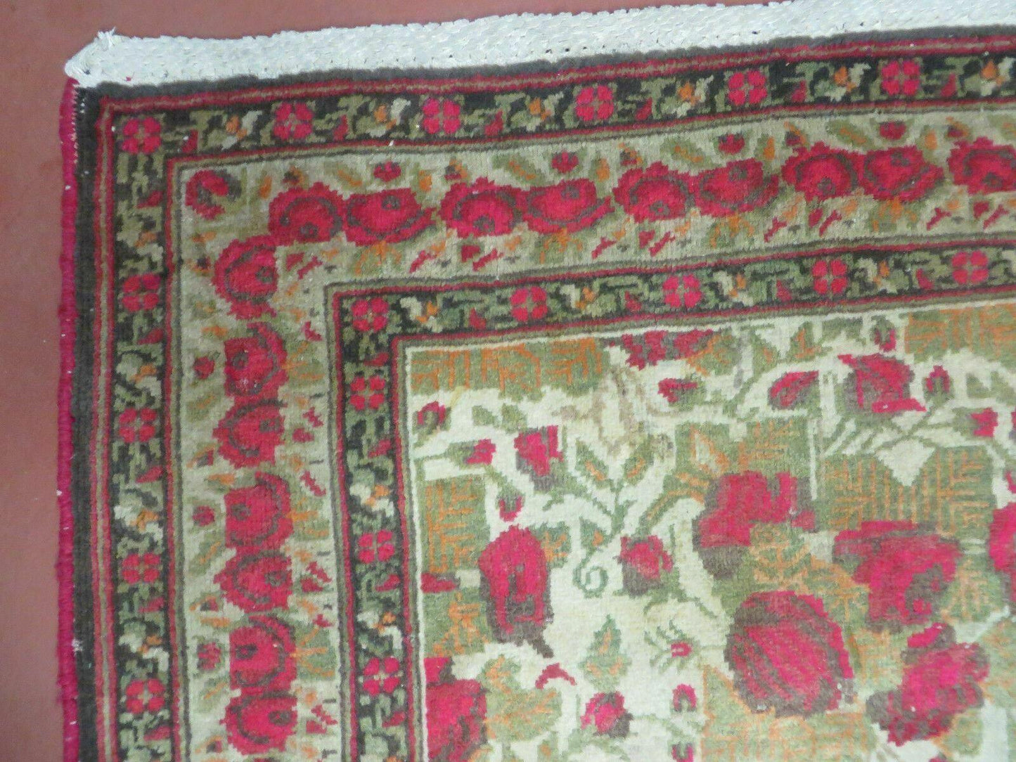 5' X 6' Antique Handmade India Floral Oriental Wool Rug Roses Flowers Traditional Contemporary Design - Nuvé