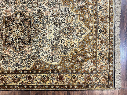 Persian Qum Silk Rug 3.5 x 5.5, Floral Medallion, Very Fine 350 KPSI, Handmade Silk on Silk Rug, Vintage - Nuvé