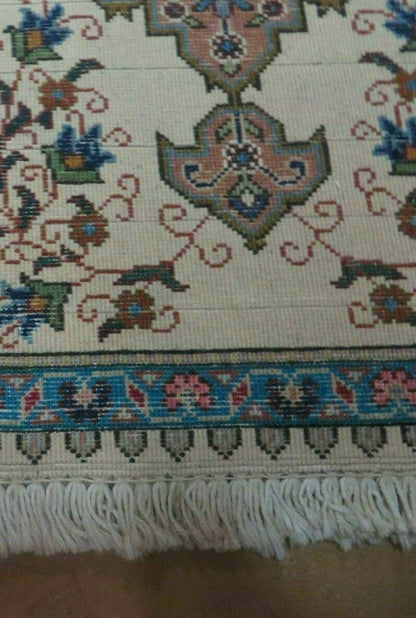 1' 9" X 2' 5" Handmade Indian Wool Rug Lahore Floral Design Small Oriental Rug Beige & Teal - Nuvé