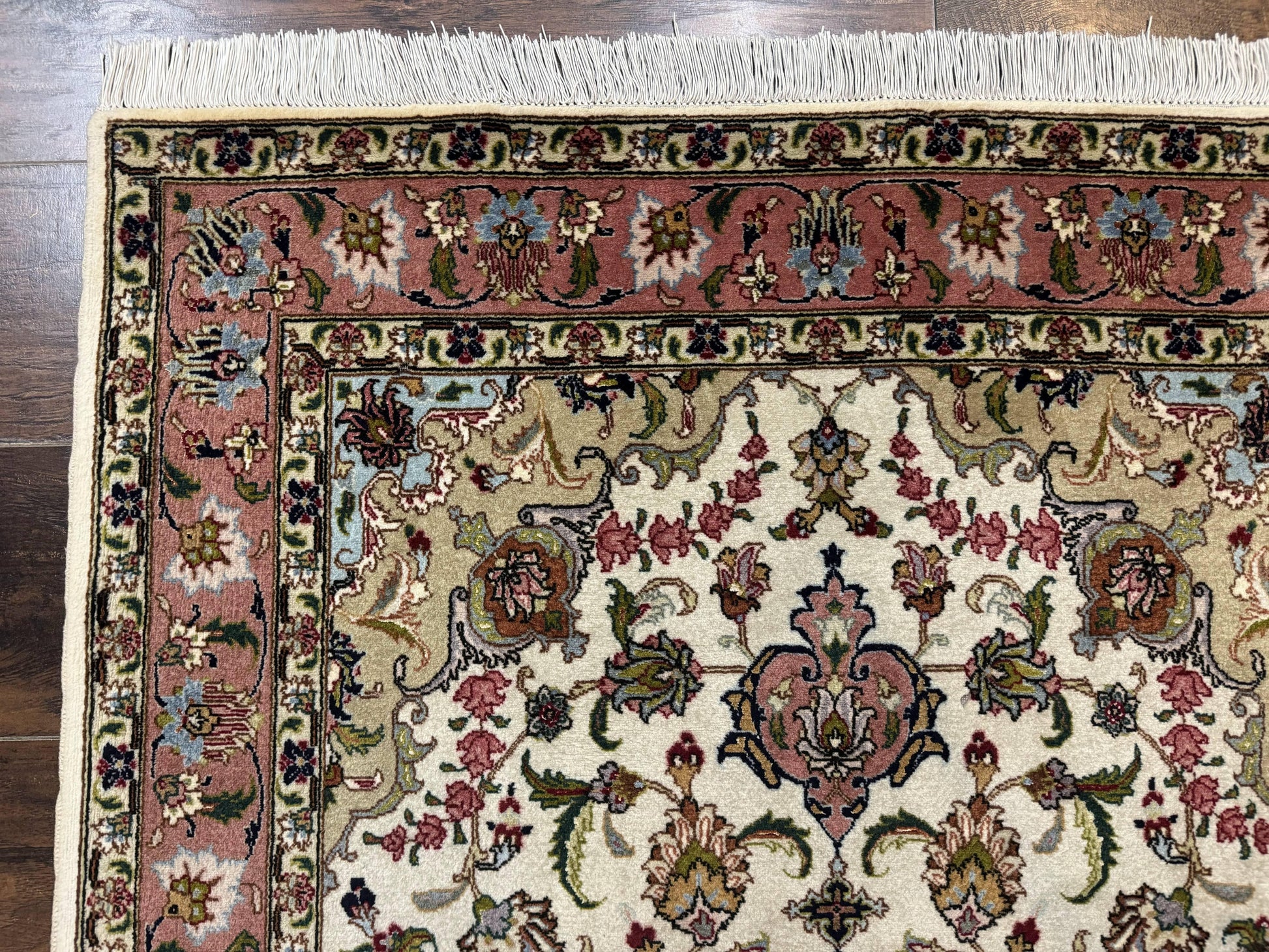 Fine Persian Tabriz Rug 3x5, Floral Medallion, 340 KPSI, Ivory Salmon - Nuvé