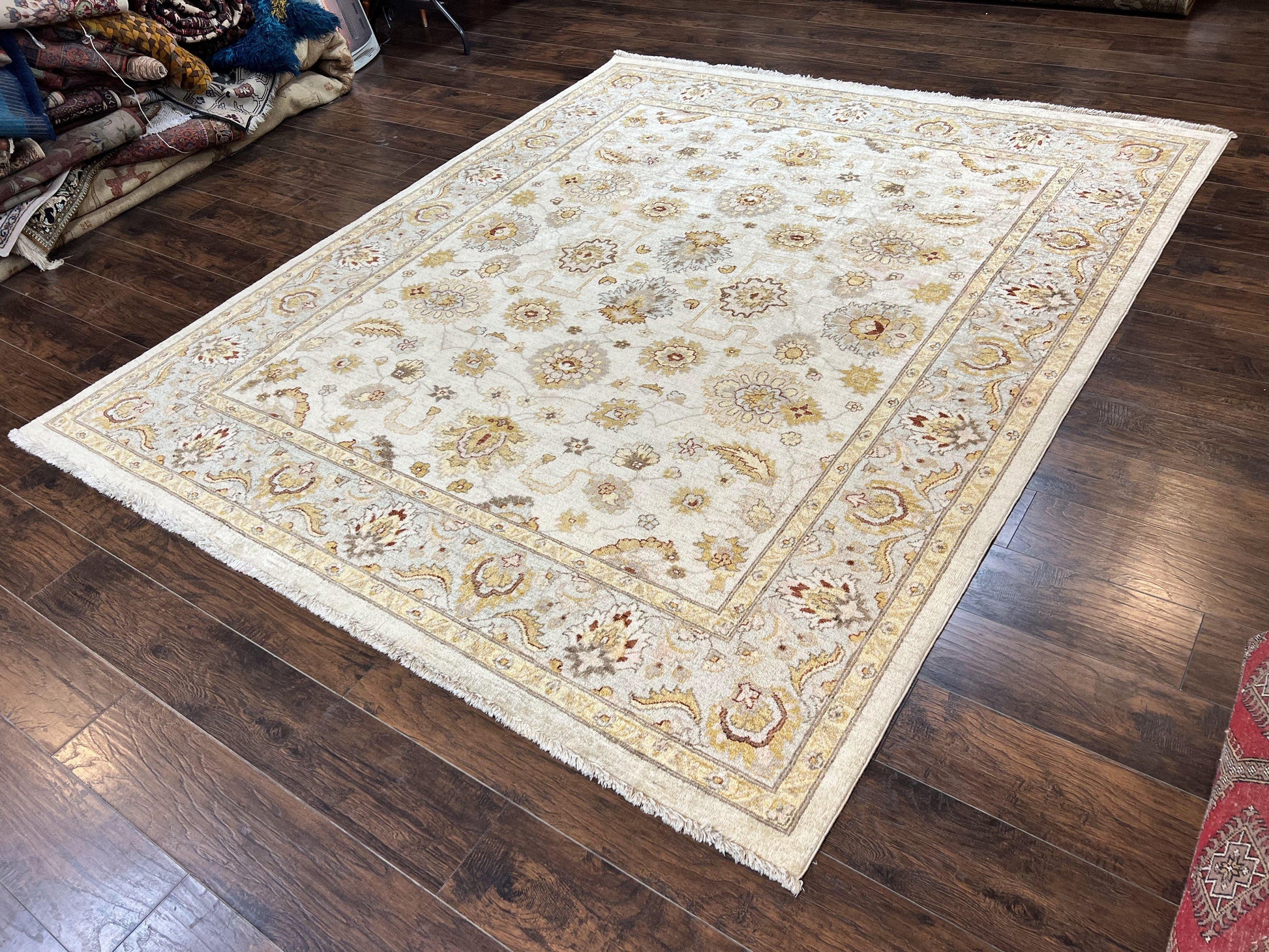 Peshawar Rug 8x10, Oushak Rug, Neutral Colors Hand Knotted Farmhouse Rug - Nuvé