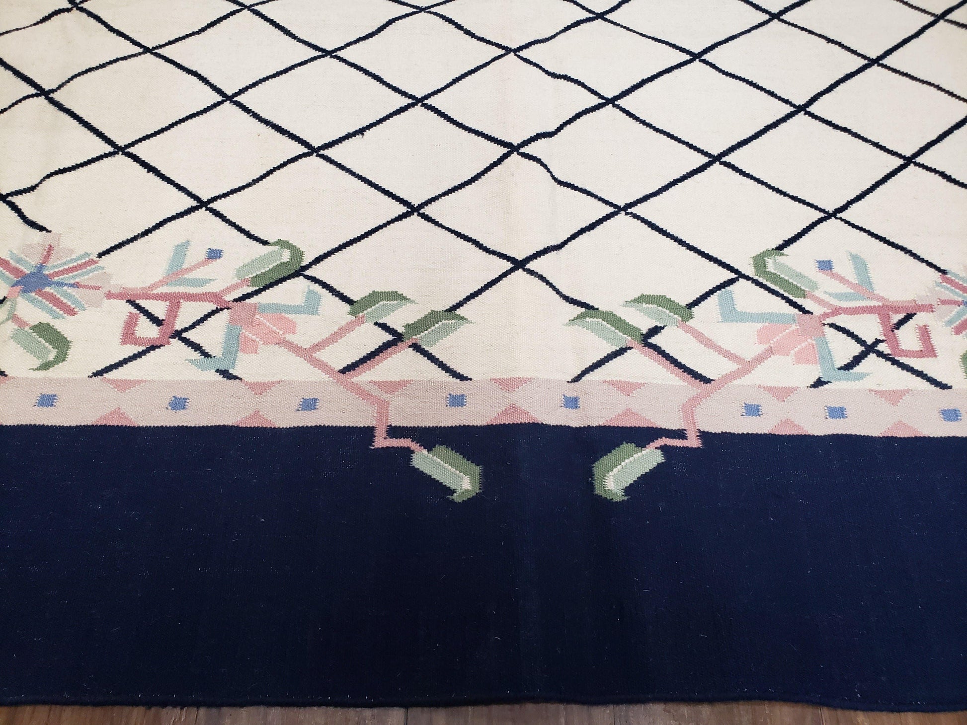 Vintage Dhurrie Rug, Indian Dhurrie 8x11 - 9x11, Wool Hand-Woven Ivory & Black Indo Carpet, Large Flat Weave Rug Living Room Rug Black White - Nuvé