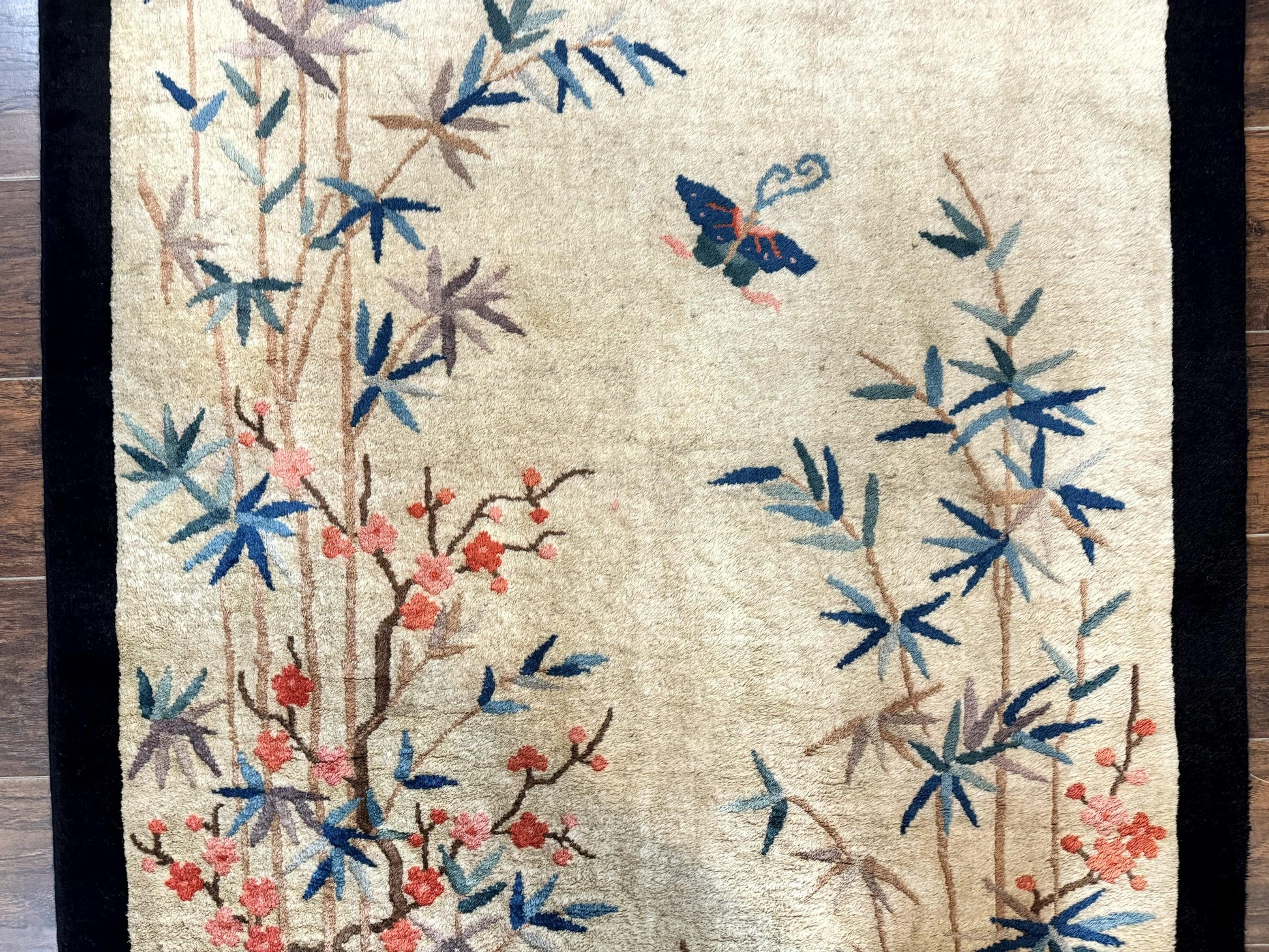 Antique Chinese Oval Rug 3.9 x 6.7, Floral, Butterflies, Chinese Wool Art Deco Peking Carpet, Beige, Handmade - Nuvé