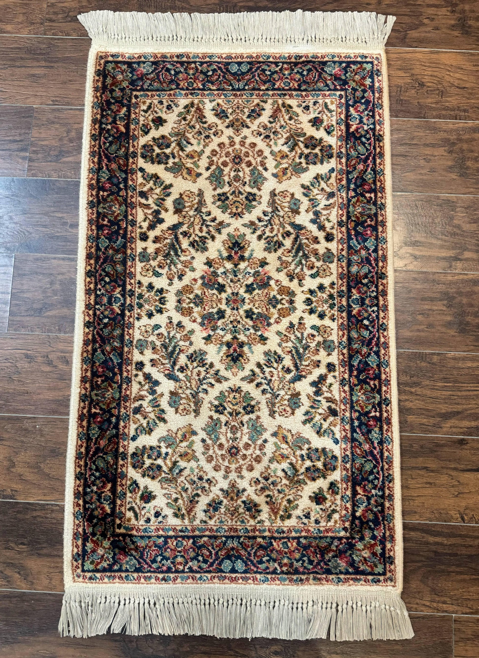 Karastan Rug 2.6 x 4, Karastan Ivory Sarouk #760, Vintage Wool Pile Small Karastan Carpet, Original Collection 700 Series Discontinued - Nuvé