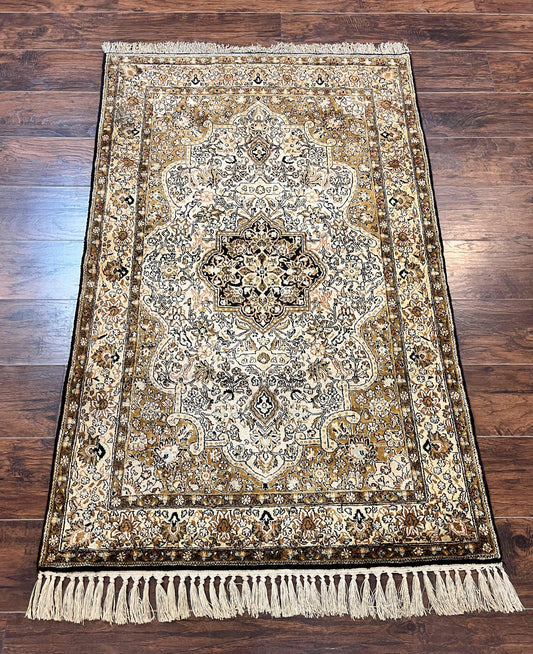 Persian Qum Silk Rug 3.5 x 5.5, Floral Medallion, Very Fine 350 KPSI, Handmade Silk on Silk Rug, Vintage - Nuvé