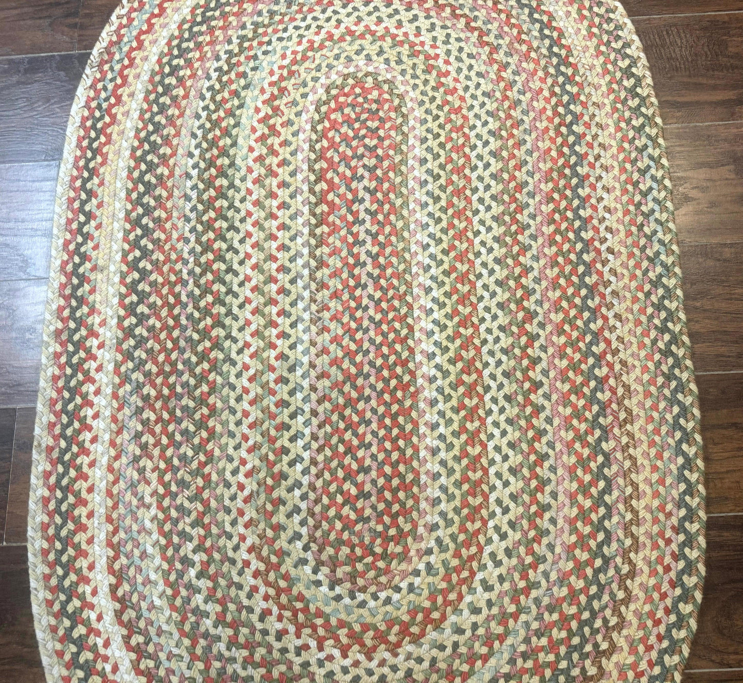 Braided American Oval Rug 3x5, Multicolor, Hand Braided - Nuvé
